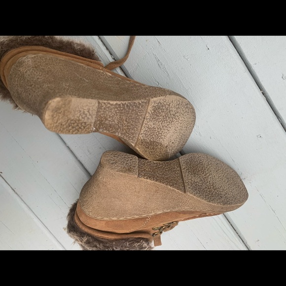 👢 Hot Kiss Lace up Suede wedge ankle boots - Picture 4 of 4